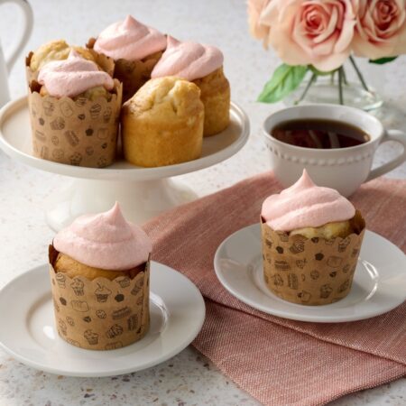 (AS SEEN ON QVC) Aunt Chelle's Vanilla Cupcakes with Cherry Vanilla Buttercream Frosting 12 Pack