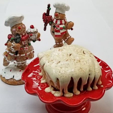 Holiday Eggnog Cinnamon Rolls