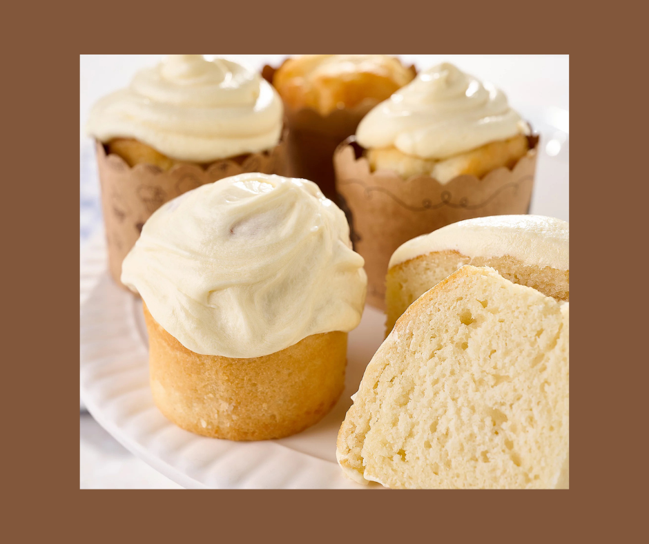 (AS SEEN ON QVC) Aunt Chelle's Vanilla Cupcakes with Vanilla Buttercream Frosting 12 Pack - Image 2