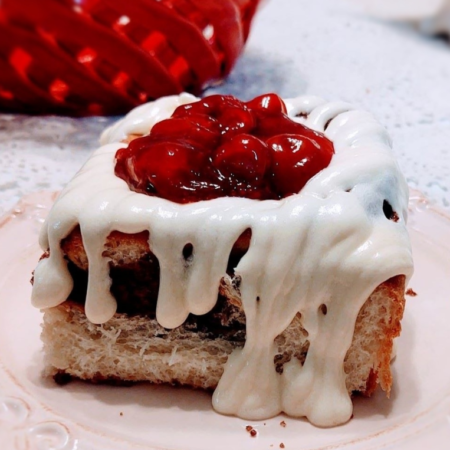 Cherry Pie Cinnamon Roll