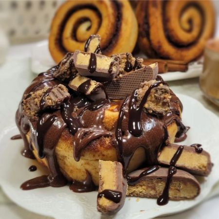 Chocolate Peanut Butter Cup Cinnamon Roll